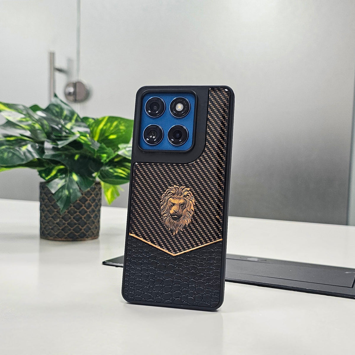 Motorola Edge 60 Fusion 5G Luxury Lion Pattern Leather And Liquid Silicone Case