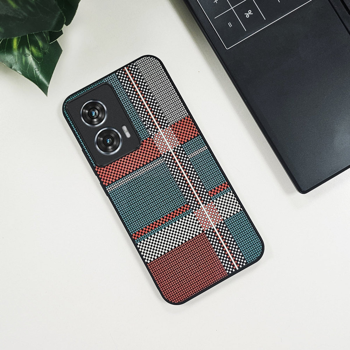 Motorola Edge 50 Fusion 5G Luxury Grid Pattern Glass Back Shockproof Case
